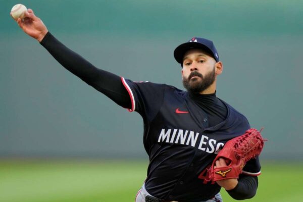 Pablo López enrumbado hacia los mil ponches – Líder en deportes Pablo López enrumbado hacia los mil ponches - Líder en deportes