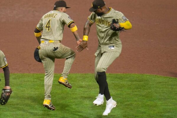 Luis Arráez castigó a los Piratas - Líder en deportes