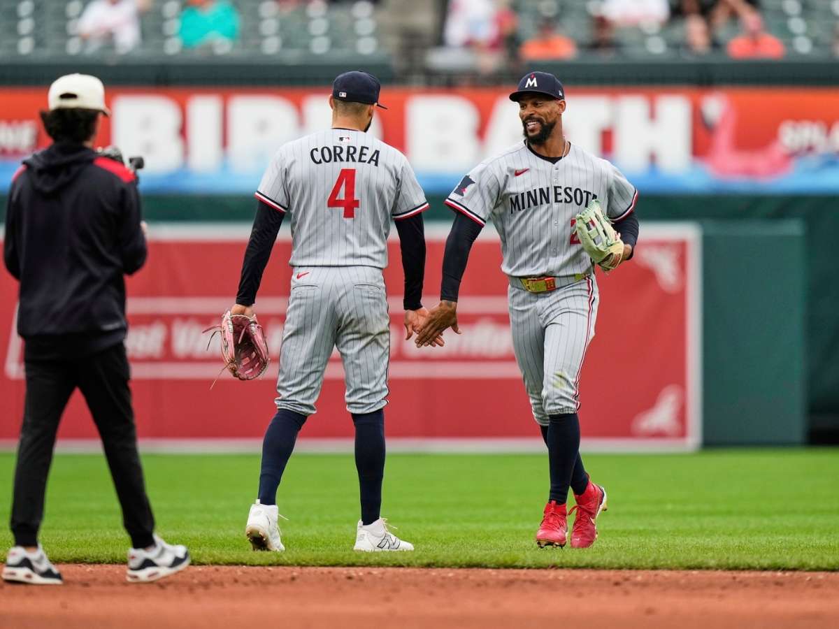 Correa y Buxton en protocolo de conmociones - Líder en deportes
