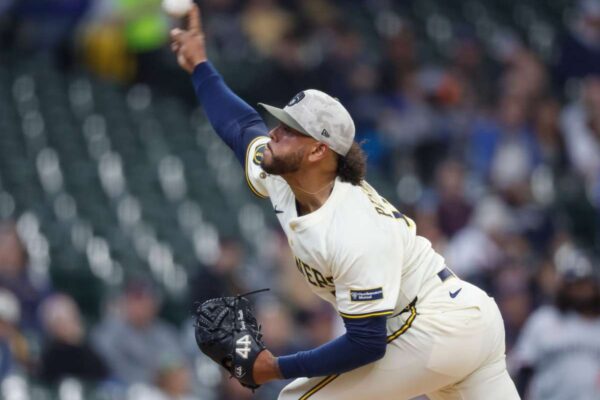 Milwaukee dejó en 14 la racha de triunfos de Minnesota – Líder en deportes Milwaukee dejó en 14 la racha de triunfos de Minnesota - Líder en deportes