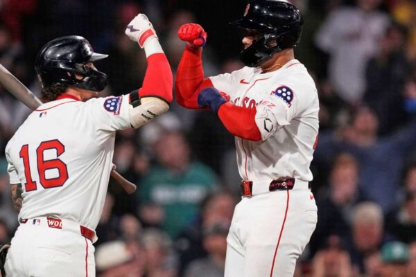 Boston ganó con cuadrangular de Narváez - Líder en deportes