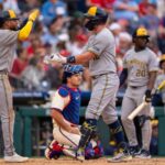 Jackson Chourio fue un gigante frente a  los Phillies – Líder en deportes
