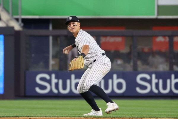 Anthony Volpe deberá ir día a día por lesión en el hombro – Líder en deportes Anthony Volpe deberá ir día a día por lesión en el hombro - Líder en deportes