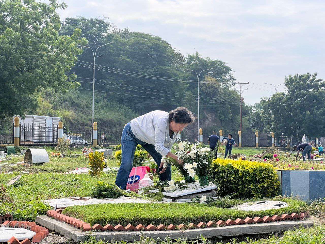 Cementerios de Maracay tendrán programación especial por el Día de las Madres - Últimas Noticias