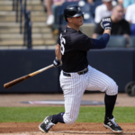 DJ LeMahieu regresaría contra los Atléticos