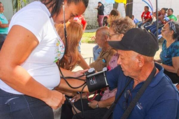 Reinaugurado consultorio popular en el sector Los Overos de Turmero – Últimas Noticias Reinaugurado consultorio popular en el sector Los Overos de Turmero - Últimas Noticias
