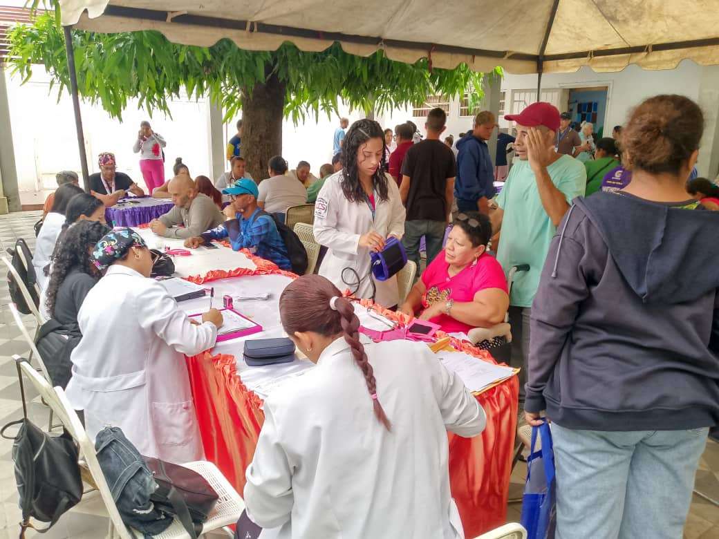 Jornada de salud atendió a más de 600 cultores en Turmero - Últimas Noticias