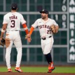 Altuve llegó al podio de partidos jugados con los Astros – Líder en deportes