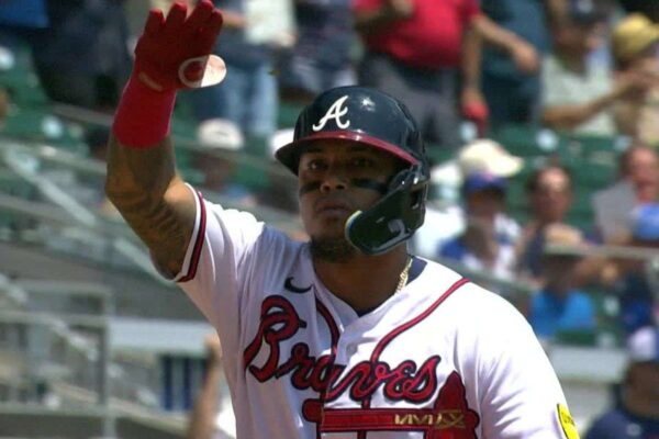 Bravos despiden a Orlando Arcia y ahora es agente libre – Líder en deportes Bravos despiden a Orlando Arcia y ahora es agente libre - Líder en deportes