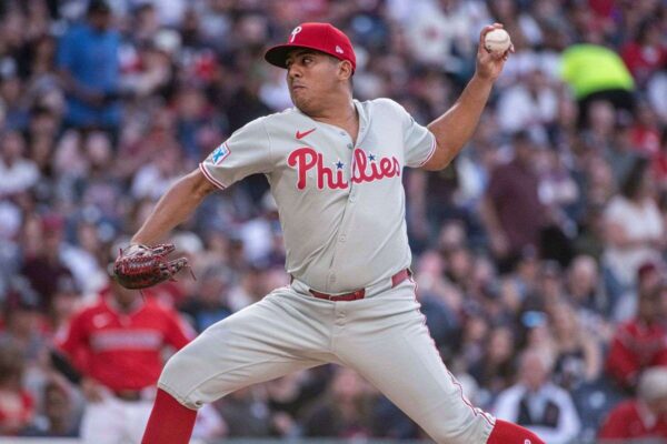 Ranger Suárez sumó su primer triunfo del año