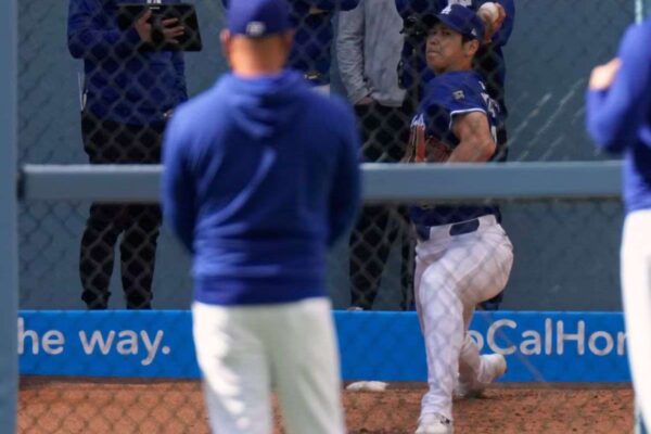 Shohei Ohtani aumenta su carga en nueva sesión de bullpen