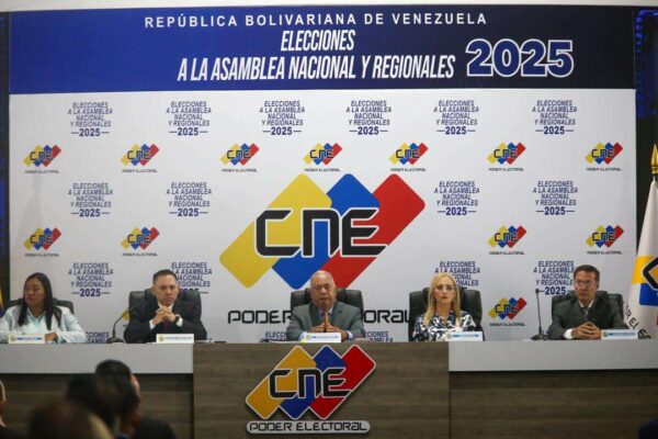 Proclamados gobernadores y legisladores en las regiones - Últimas Noticias