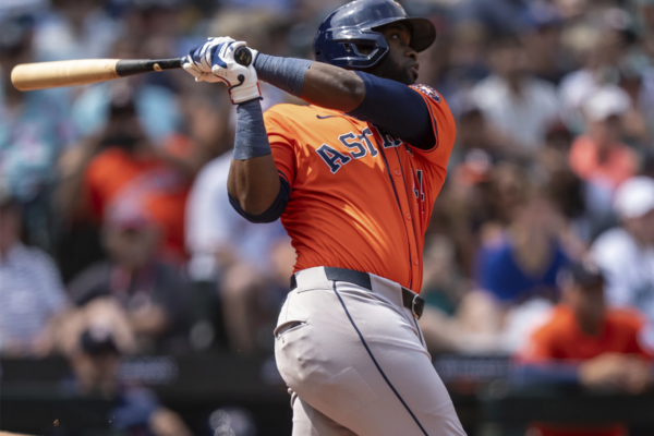 Yordan Álvarez frustrado por su lenta recuperación Yordan Álvarez frustrado por su lenta recuperación