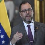 Yván Gil: A los venezolanos que están en EEUU, los invito a regresar a su país