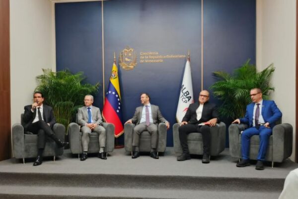 Ministro Saab: Todos son bienvenidos a esta primera Expoferia de AgroAlba