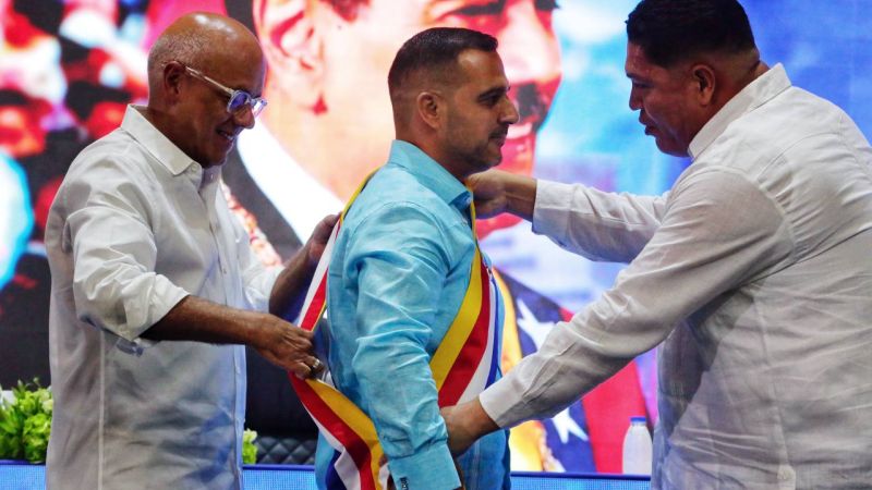 Jorge Rodríguez: Pueblo de La Guaira será próspero y feliz con la gobernación de Terán y la presidencia de Maduro