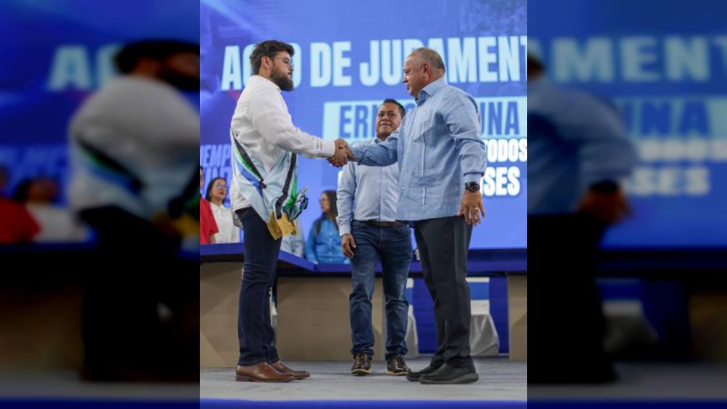 Cabello: Hemos salido adelante solos, el gobierno y el Pueblo trabajando con nuestro esfuerzo