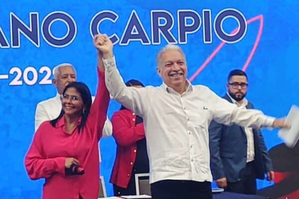 Vicepresidenta Rodríguez: El gobernador de Miranda es Chavista y Bolivariano