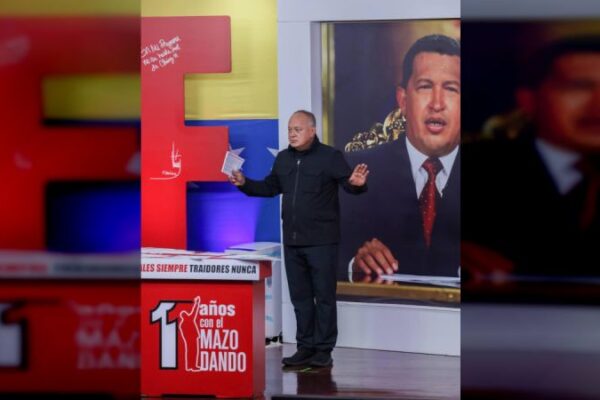 Cabello: Difícilmente van a encontrar un país donde se le consulte tanto al Pueblo como en Venezuela Cabello: Difícilmente van a encontrar un país donde se le consulte tanto al Pueblo como en Venezuela