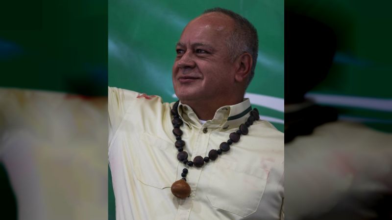 Diosdado Cabello: Si usted llega a la política creyendo que va a tener beneficios está equivocado