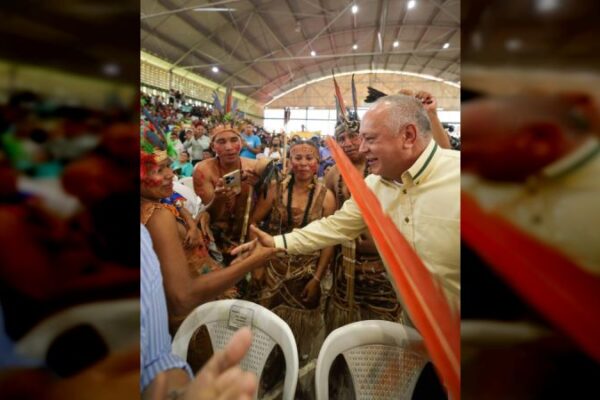 Diosdado Cabello: Hay que dejar las peleas, divisiones y consolidar la unidad de las fuerzas revolucionarias