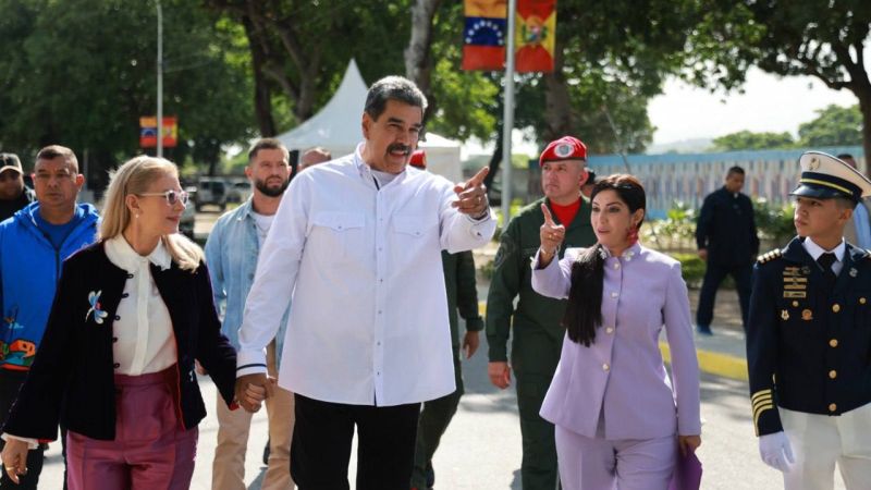 Presidente Maduro asiste a juramentación de Joana Sánchez como gobernadora del estado Aragua