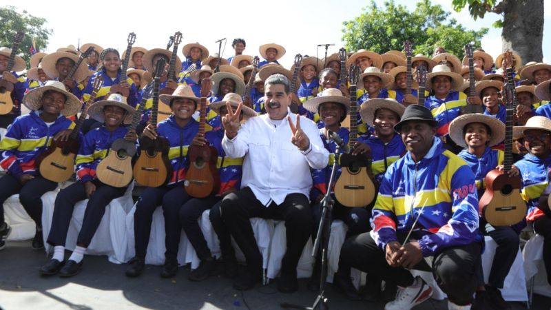 Mandatario nacional: En Venezuela se levanta un poderoso liderazgo colectivo auténticamente popular