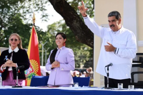 Presidente Maduro a su par Donald Trump: No se deje envenenar más contra Venezuela, ¡le están mintiendo!