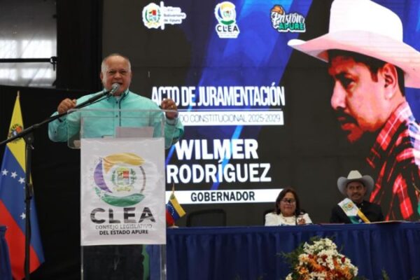 Cabello valoró el liderazgo humilde del gobernador del estado Apure Cabello valoró el liderazgo humilde del gobernador del estado Apure