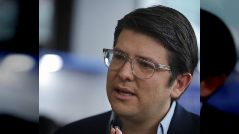 Fundación Santa Fe de Bogotá: Uribe Turbay permanece en estado crítico tras intervención quirúrgica