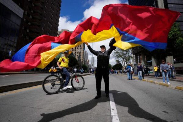 Colombia: Inició jornada nacional de movilización a favor de las reformas sociales