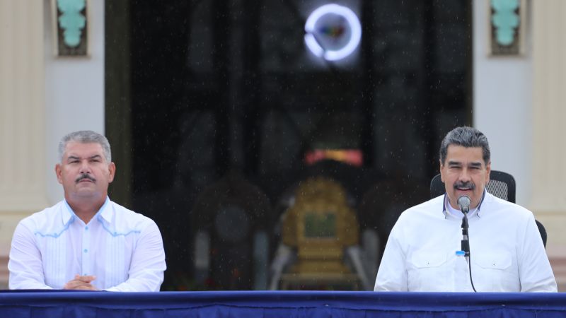 Presidente Nicolás Maduro denunció ofensiva de la derecha contra líderes populares de la región