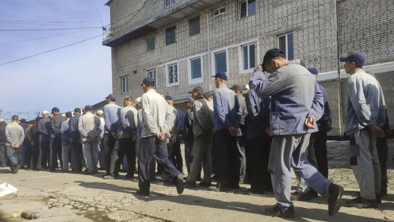 Rusia realiza cuarta entrega de 1 mil 200 cuerpos de militares ucranianos caídos en combate