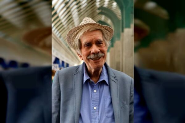 ¡Honor y gloria! Ministro Villegas lamentó partida física del poeta Juan Calzadilla