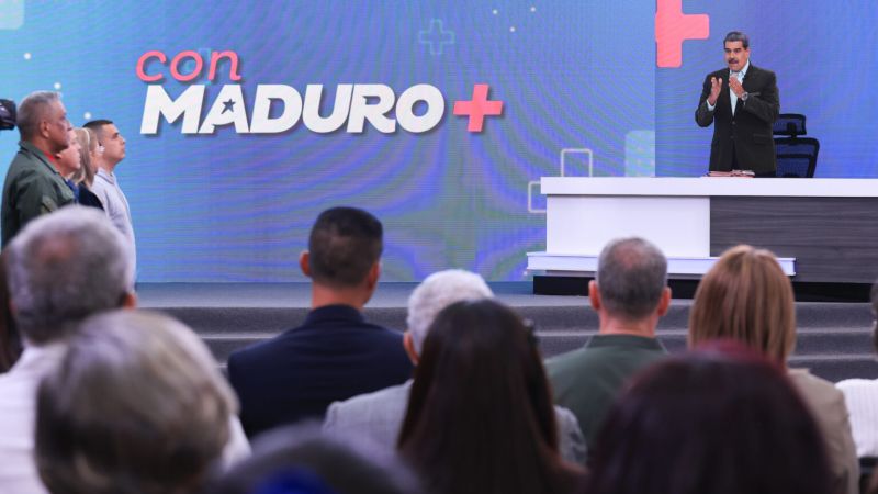 Presidente Nicolás Maduro: Legisladores de la AN deben consultar constantemente las leyes al Pueblo