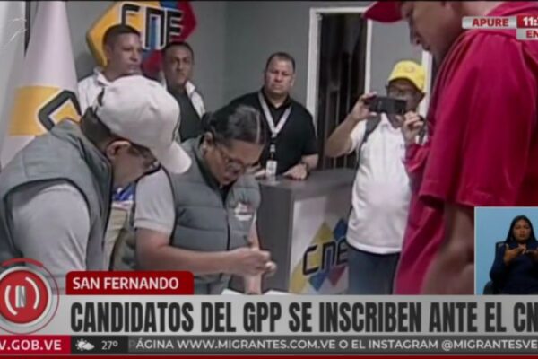 Candidatos del GPPSB en Apure se inscriben ante el CNE de cara a las elecciones del 27J Candidatos del GPPSB en Apure se inscriben ante el CNE de cara a las elecciones del 27J