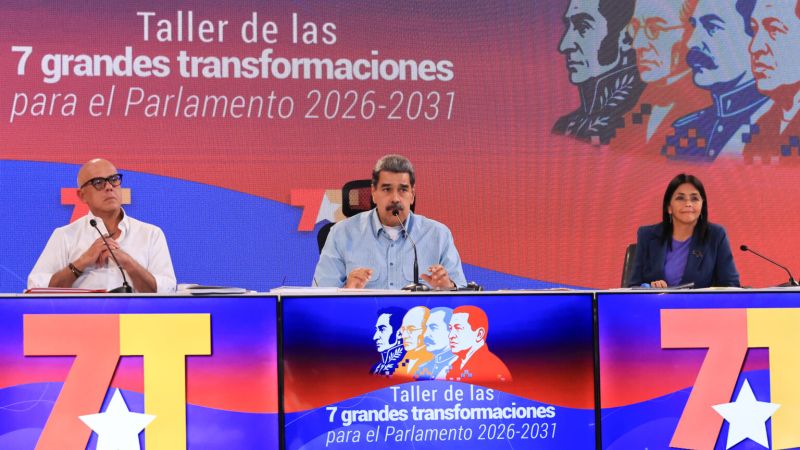 Jefe de Estado instruye creación de Escuela Política Parlamentaria