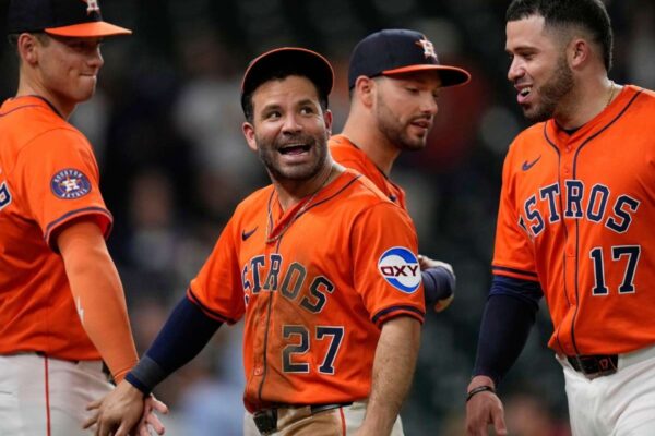 Altuve duplicó en la victoria de Houston frente a Chicago – Líder en deportes Altuve duplicó en la victoria de Houston frente a Chicago - Líder en deportes