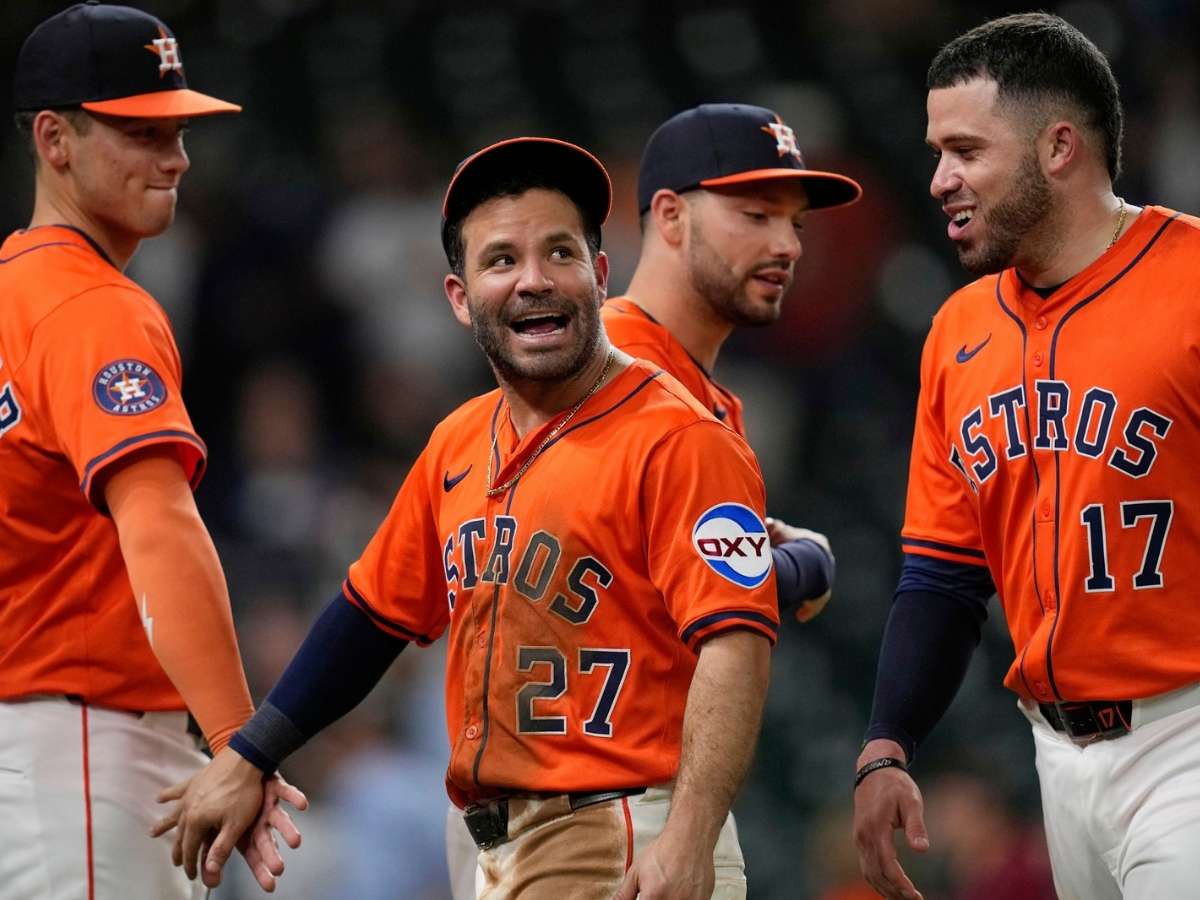 Altuve duplicó en la victoria de Houston frente a Chicago - Líder en deportes