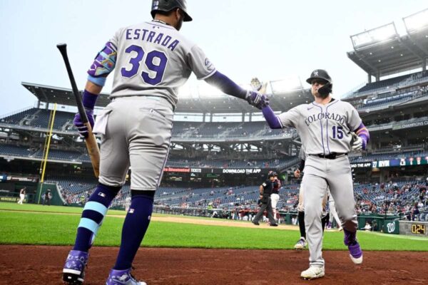 Thairo Estrada duplicó en triunfo de los Rockies – Líder en deportes Thairo Estrada duplicó en triunfo de los Rockies - Líder en deportes