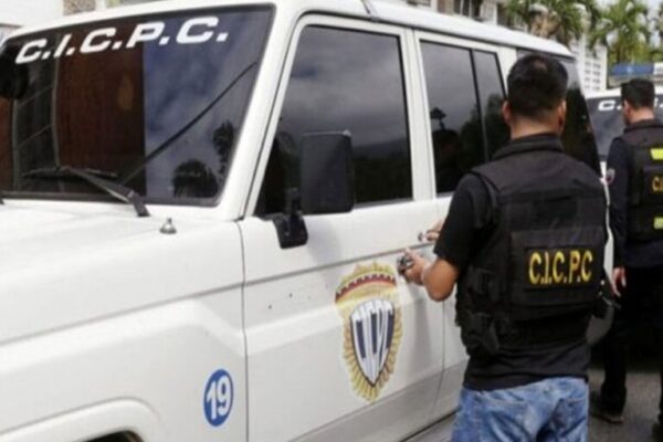 Hallan muerta debajo de una cama a contadora - Últimas Noticias