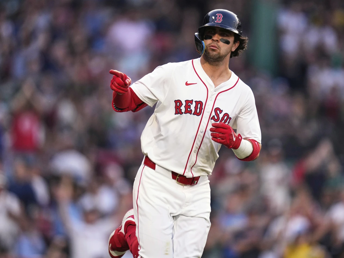 Mayer hace historia en Boston con juego multi-HR - Líder en deportes
