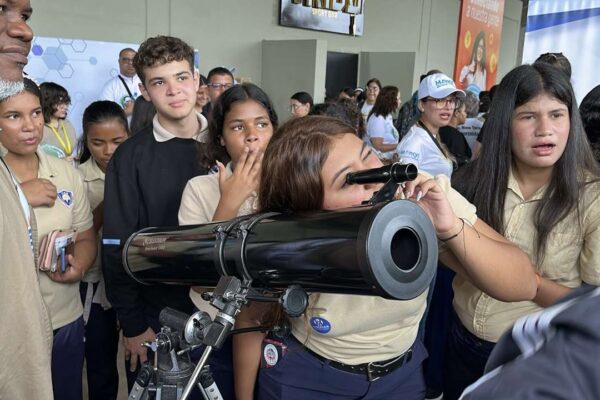 Este jueves continúa la feria de estudios para los futuros bachilleres del país - Últimas Noticias